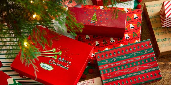 6 Mistakes to Avoid When Buying Someone a Vintage Christmas Gift