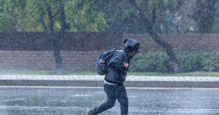 Rain expected to hit Southern California later this week