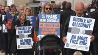 Des Moines pilots join nationwide Allegiant protest over wages and negotiations