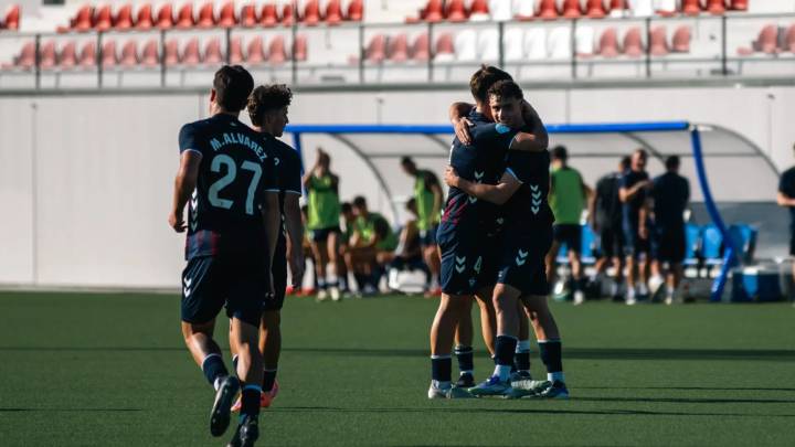 El Deportivo Aragón no consigue puntuar en su visita al filial del Éibar (1
