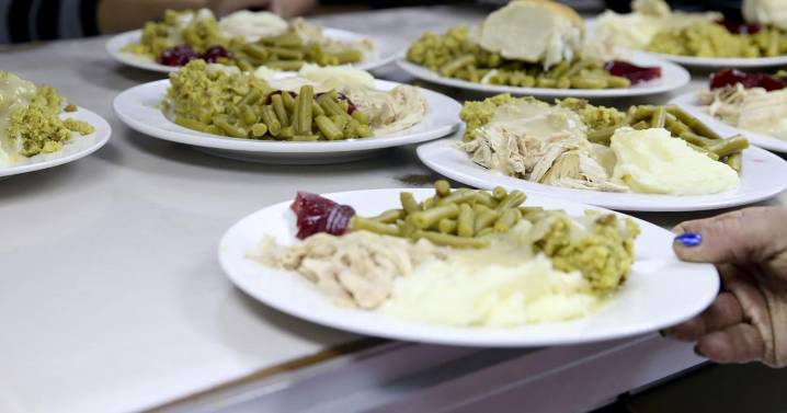 Tulsans can find fellowship with free food for Thanksgiving: 'A place at the table'