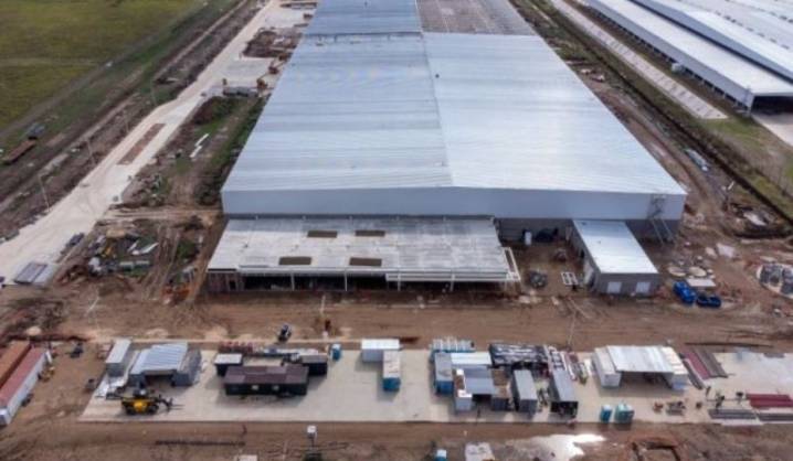 La multinacional Whirlpool quiere cerrar su planta en Pilar y despedir a 200 trabajadores