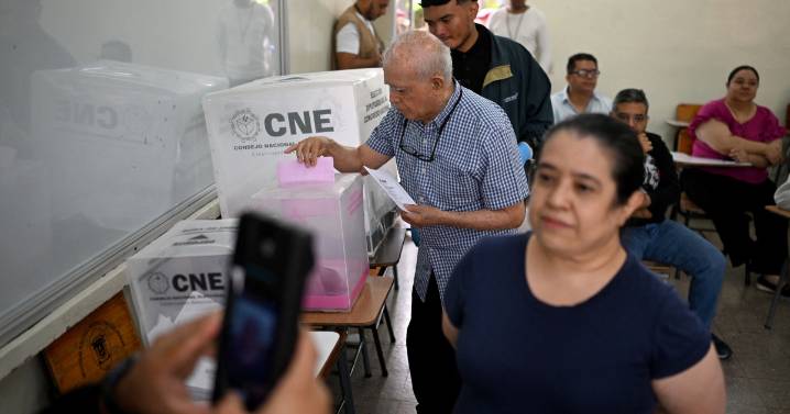 Comienzan los comicios en Honduras que definirán si continúa la izquierda en el poder o retorna la derecha como pide Trump