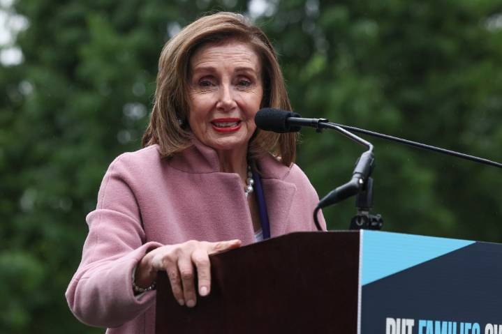 Ex-House Speaker Nancy Pelosi announces retirement
