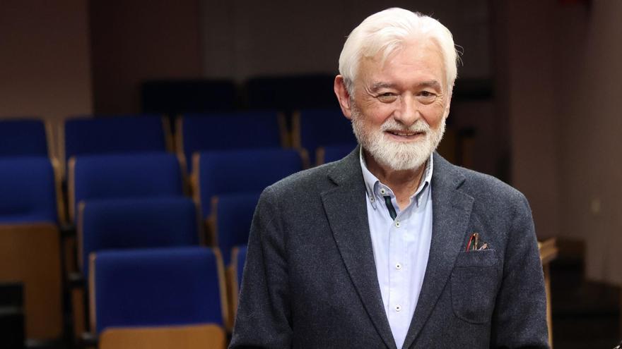 Darío Villanueva: "El lenguaje de los políticos es deplorable, los insultos ocultan su falta de argumentos"