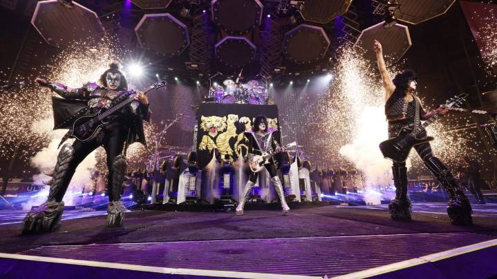 Kiss Found a Clever Way to Bring Their Die-Hard Fans Closer 30 Years Ago, and It’s Evolved Into a Semiannual Event