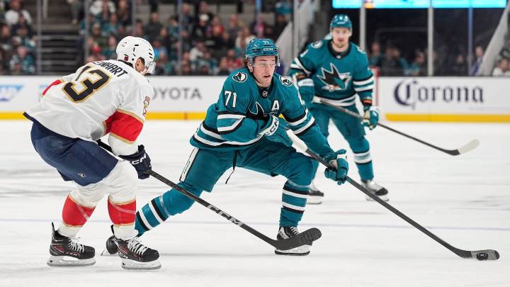 Celebrini scores for 3rd straight game, Sharks edge Panthers