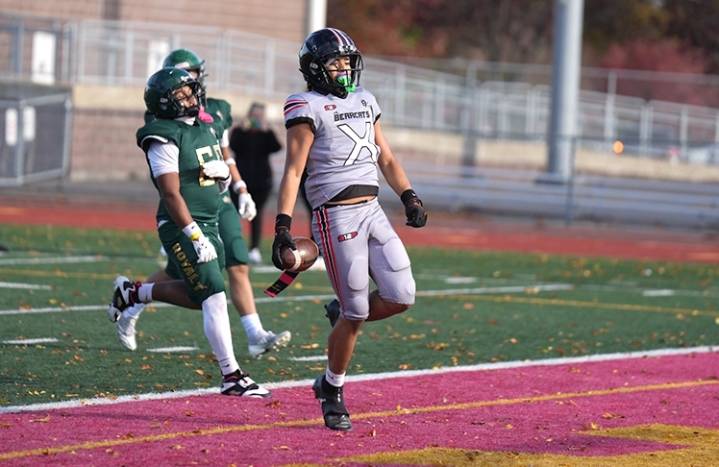 Royal T Titans Use Second-Half Surge To Defeat B12 Bearcats 51–25, Advance To 14U WYFL Championship