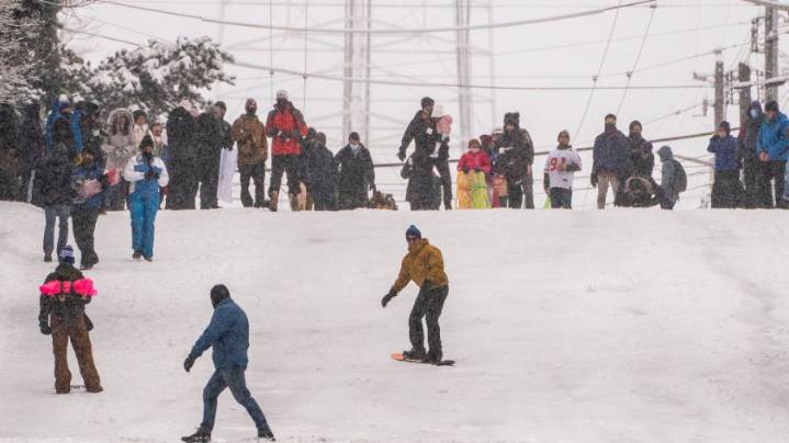NOAA denies Hurricane Hunter flight for WA storm as La Niña boosts Seattle snow chances