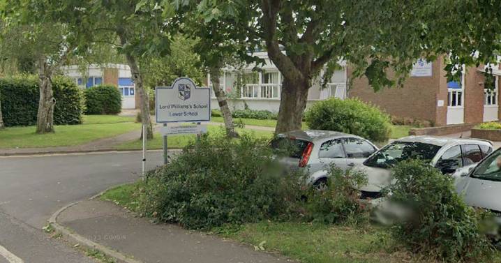 UK school poisoning as three students rushed to hospital after lab chemical horror