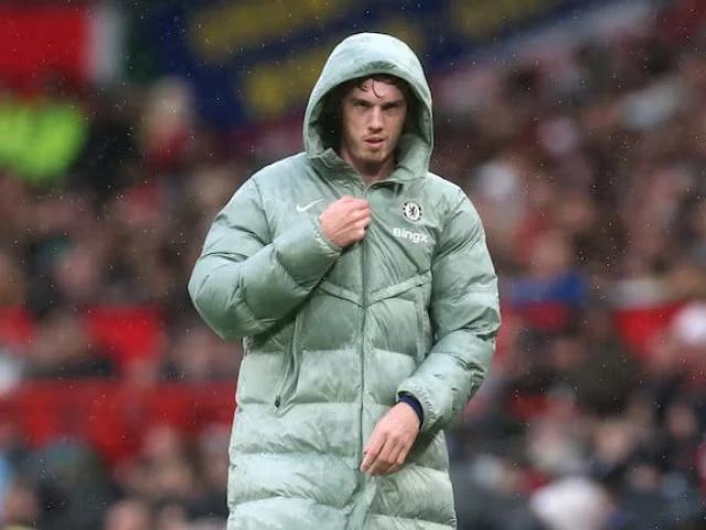 Palmer's Chelsea return delayed