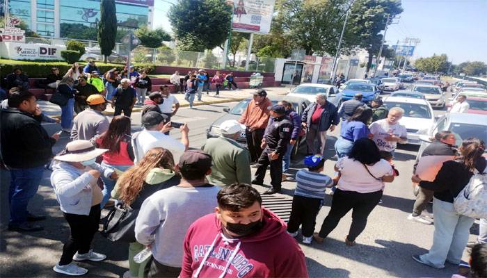 Padres de familia denuncian falta de medicamentos en el Hospital para el Niño