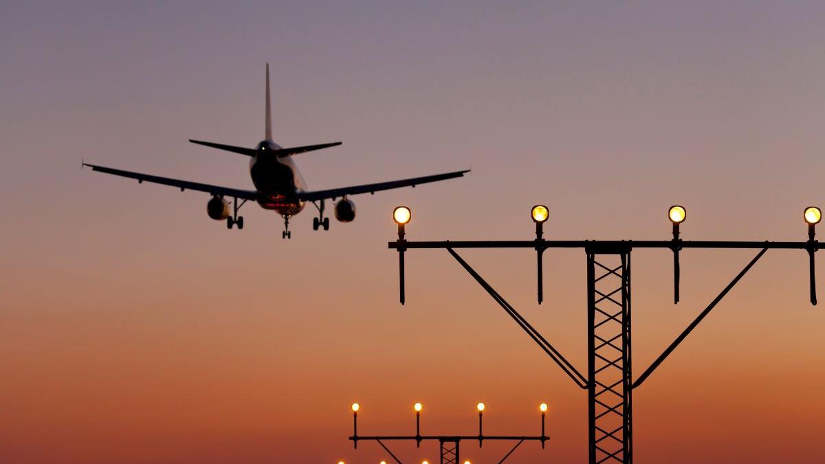 Flight security scare: Hyderabad-bound aircraft diverted to Mumbai due to bomb threat