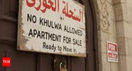Can unmarried men and women be alone together in a apartment? Understanding the Khulwa Law in Saudi Arabia
