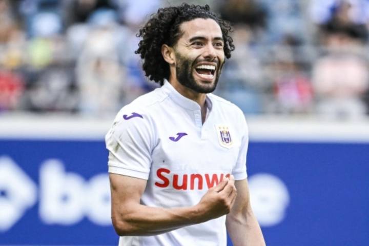 César Huerta fue operado en Bélgica