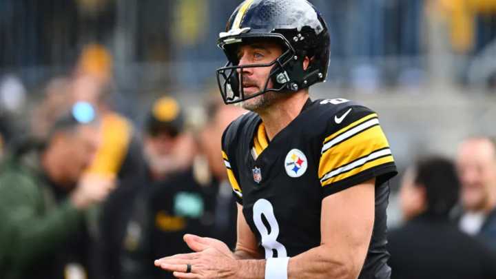 Aaron Rodgers injury forces Steelers into tough decision in major blow to Pittsburgh and Packers