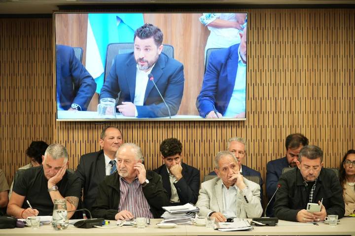 Diputados. Hay 20 proyectos sobre modificación de la jornada laboral y reforma sindical que están frenados