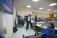 Koenig detalló en la Legislatura el Presupuesto 2026: obras por más de un billón y superávit proyectado