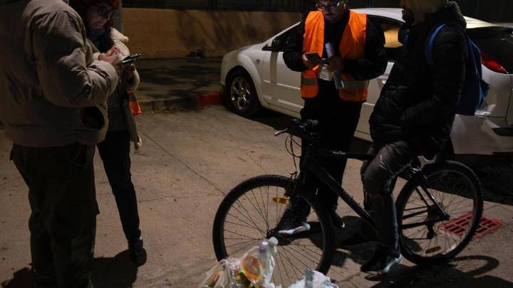 La noche que alumbra a los invisibles: un mapeo nocturno del sinhogarismo tras la dana