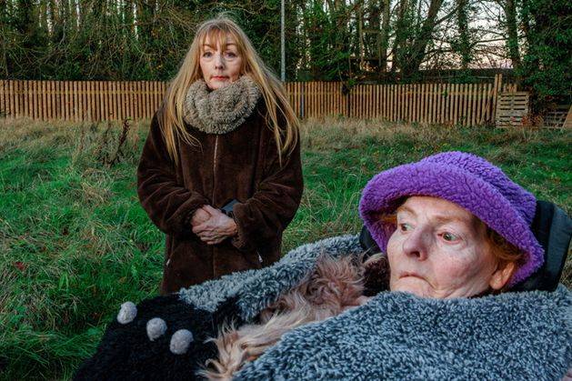 ‘I still can’t get it out of my head, it was horrendous’ – family’s shock after more than 30 hounds chase fox through garden