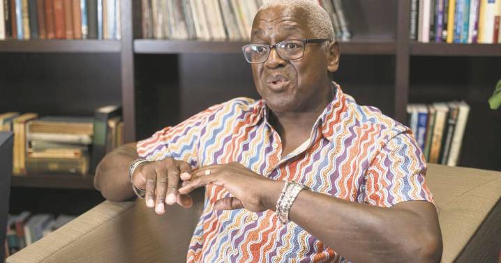 Retired Valley teacher Edwards had wide impact