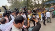 Delhi Red Fort Blast: 'Aisa Kya Chhupa Rahe Ho Andar..', AAP Leader Saurabh Bhardwaj Argues With Policemen Over Entry Inside LNJP Hospital; VIDEO