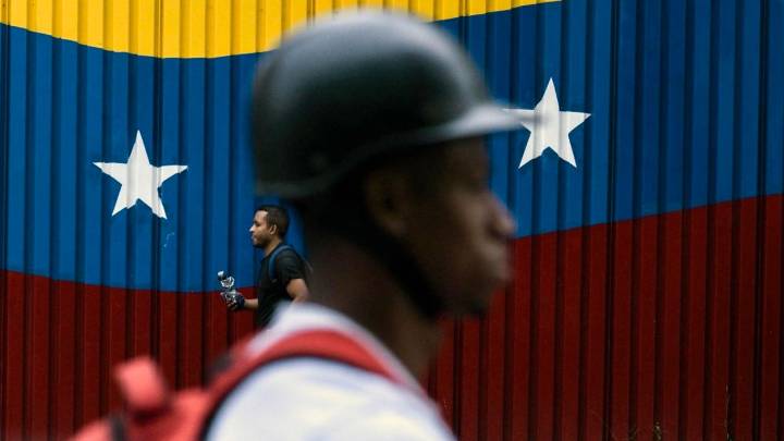 Activa Venezuela “despliegue masivo” de unidades militares ante la amenaza de una agresión estadounidense