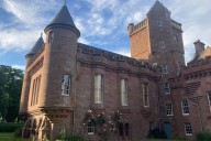 Catedrales góticas  hasta calles lúgubres. Estas son las ocho locaciones en tres países donde se filmó la película "Frankestein"