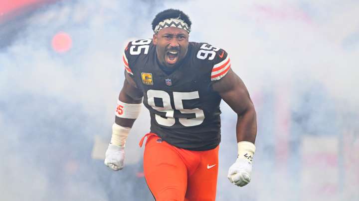 Shop popular Black Friday deals on gifts for Cleveland Browns fans