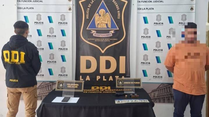 Detuvieron a un policía acusado de haber secuestrado y violado a una joven en Parque Pereyra