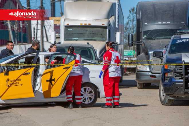 Ataque a taxi del Aeropuerto de Tijuana deja un muerto y un herido