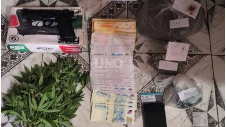 Cayó preso en Ceres un vendedor barrial de drogas: secuestraron más de $4.000.000
