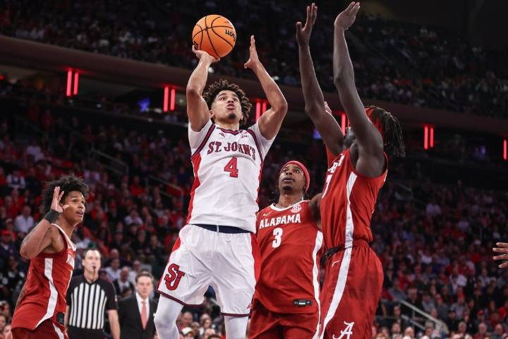 Deadspin | Oziyah Sellers, No. 14 St. John's take aim at No. 21 Auburn