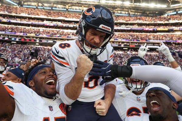 Vikings lose to Bears on game-ending field goal, fall to 4