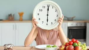 What Is The Correct Time For Lunch? Experts Explain Why Eating After 3