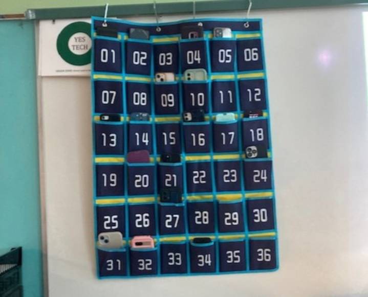 Ann Arbor parents petition for full-day cellphone ban in schools