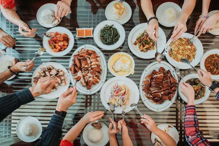 Dear Annie: I’m tired of nitpicking and family squabbles ruining my Thanksgiving meal