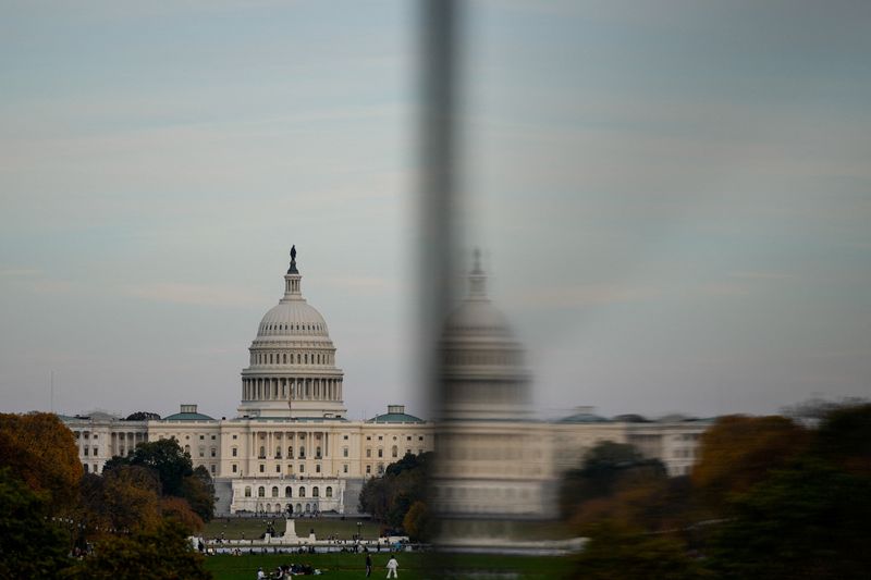 US government shutdown drags on as senators fail to find path out