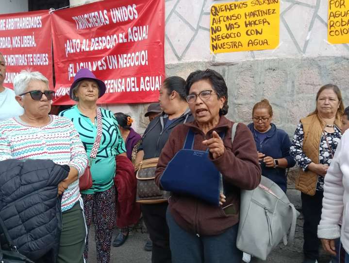 Habitantes de Santa María exigen transparencia en el manejo del agua; rechazan intervención del OOAPAS