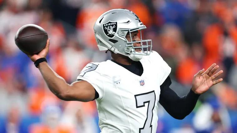 Geno Smith injury update: Raiders QB suffers thigh bruise in loss to Broncos in Week 10