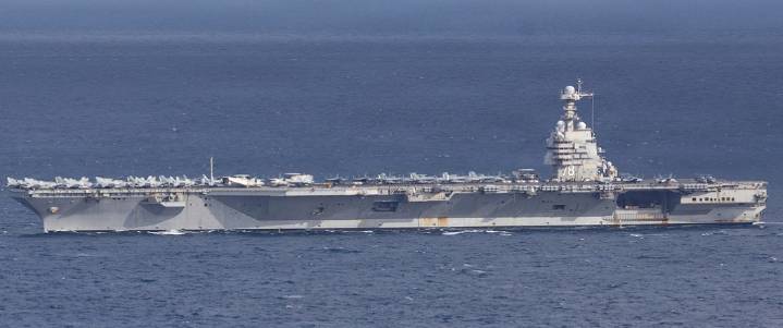 El portaviones más grande del mundo entra en el mar Caribe