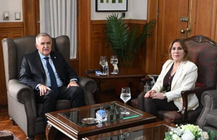 Jaldo recibió en Casa de Gobierno a la senadora Beatriz Ávila