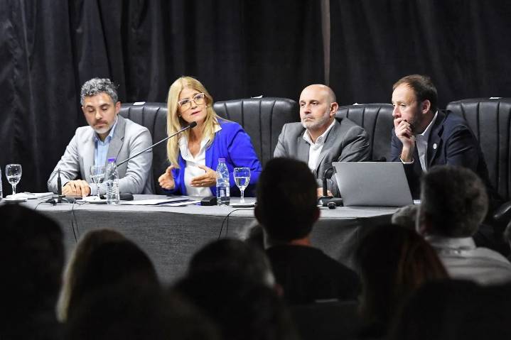 Magario: “Creemos que esta provincia está presentando un presupuesto que pone en valor a la gente»