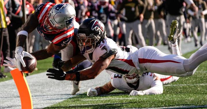 Patriots hang on to beat Falcons 24-23 after late extra point miss by Atlanta