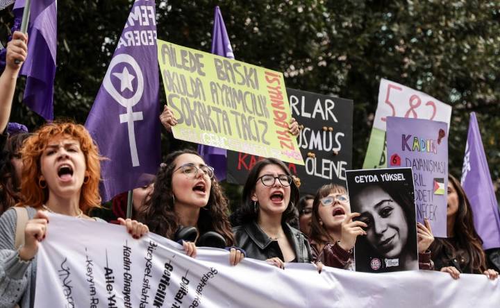 FOTOS: 25N, centenares de mujeres alrededor del mundo marchan contra la violencia machista