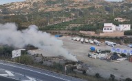 Ecologistas en Acción denuncia la quema de residuos en un "aparcamiento de camiones y depósitos de combustible ilegales" de Salobreña