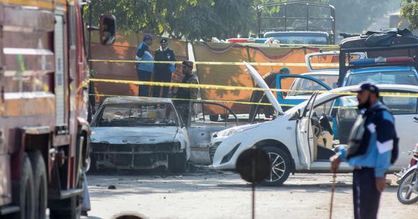 Pakistan: 12 killed, 27 injured in suicide bombing outside Islamabad court
