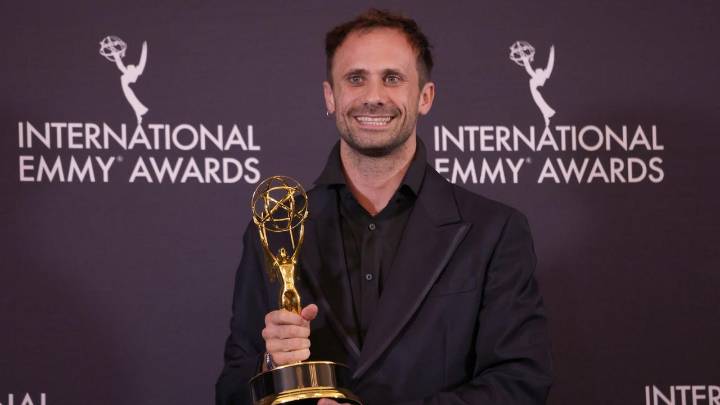 Oriol Pla hace historia y se convierte en el primer español en ganar el Emmy Internacional a mejor actor