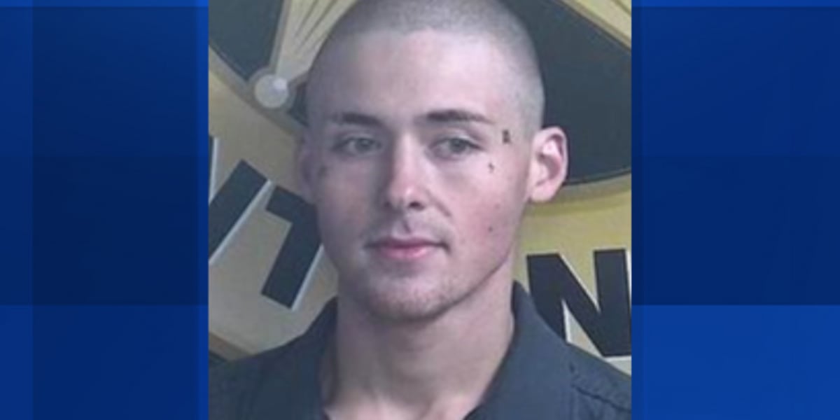 Police find shank after foot chase with man