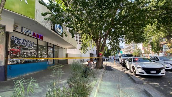 Realizan 2 cateos por presunto fraude en créditos en el Centro de Monterrey